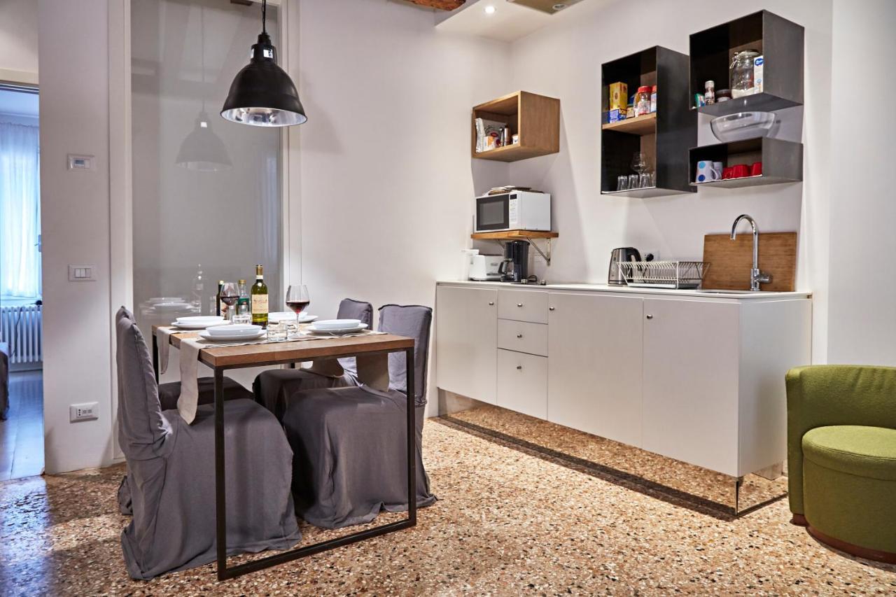 Ca' Widmann Appartement Venetië Buitenkant foto